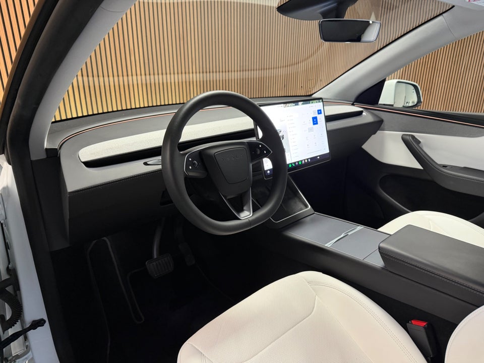 Tesla Model Y Premium Long Range RWD 5d