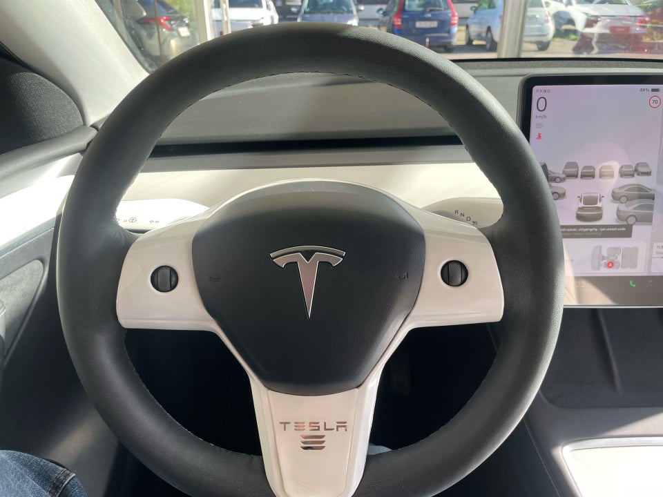 Tesla Model Y Long Range AWD 5d