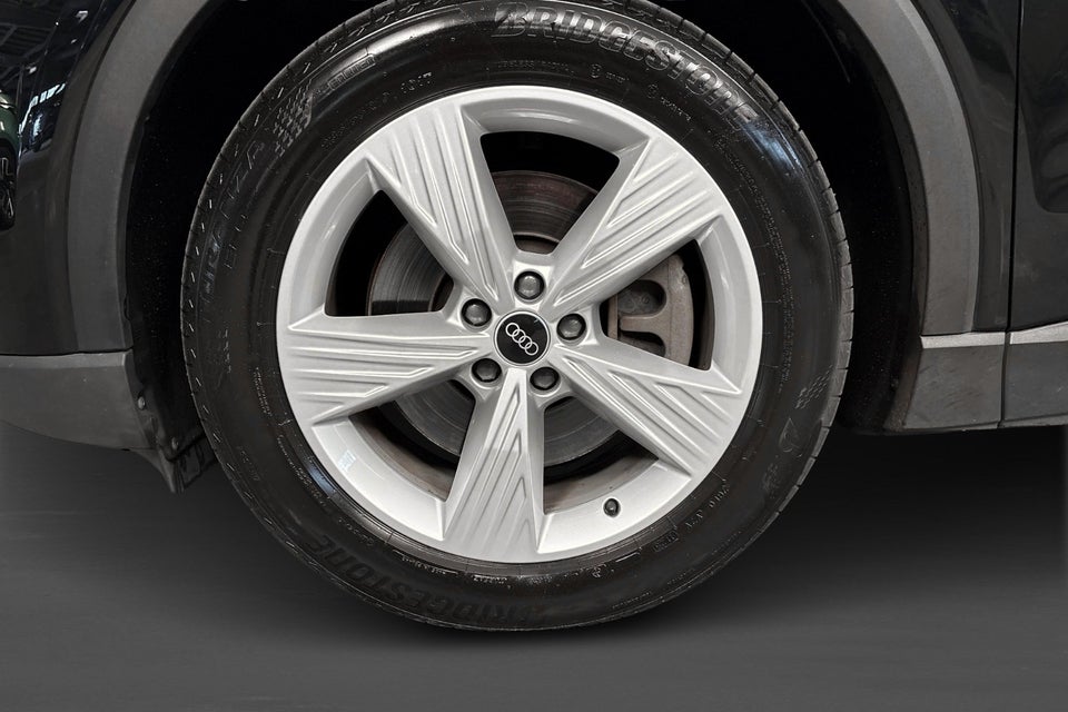 Audi Q4 e-tron 40 Attitude 5d