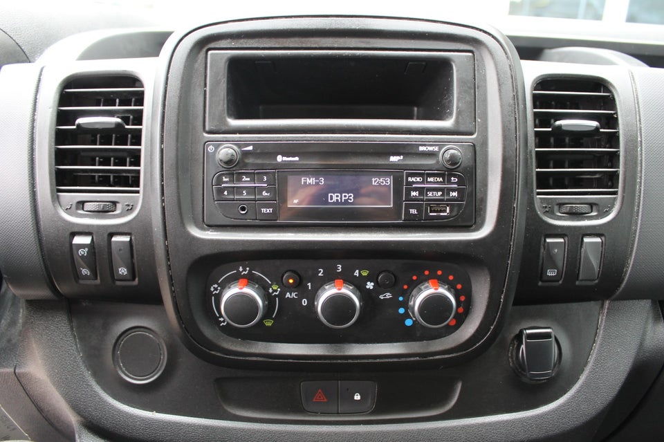 Renault Trafic T29 2,0 dCi 120 L2H1