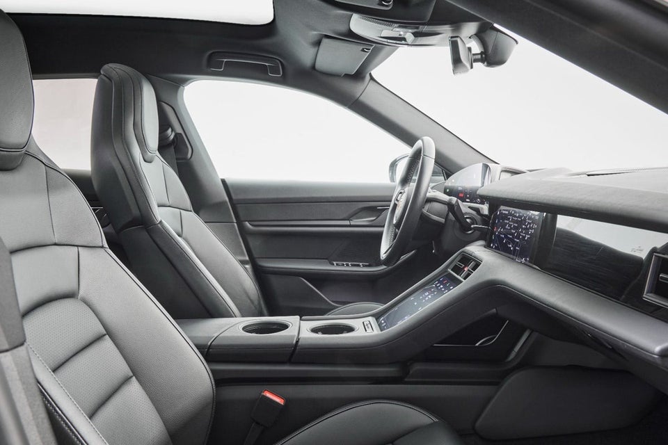 Porsche Taycan Sport Turismo 5d