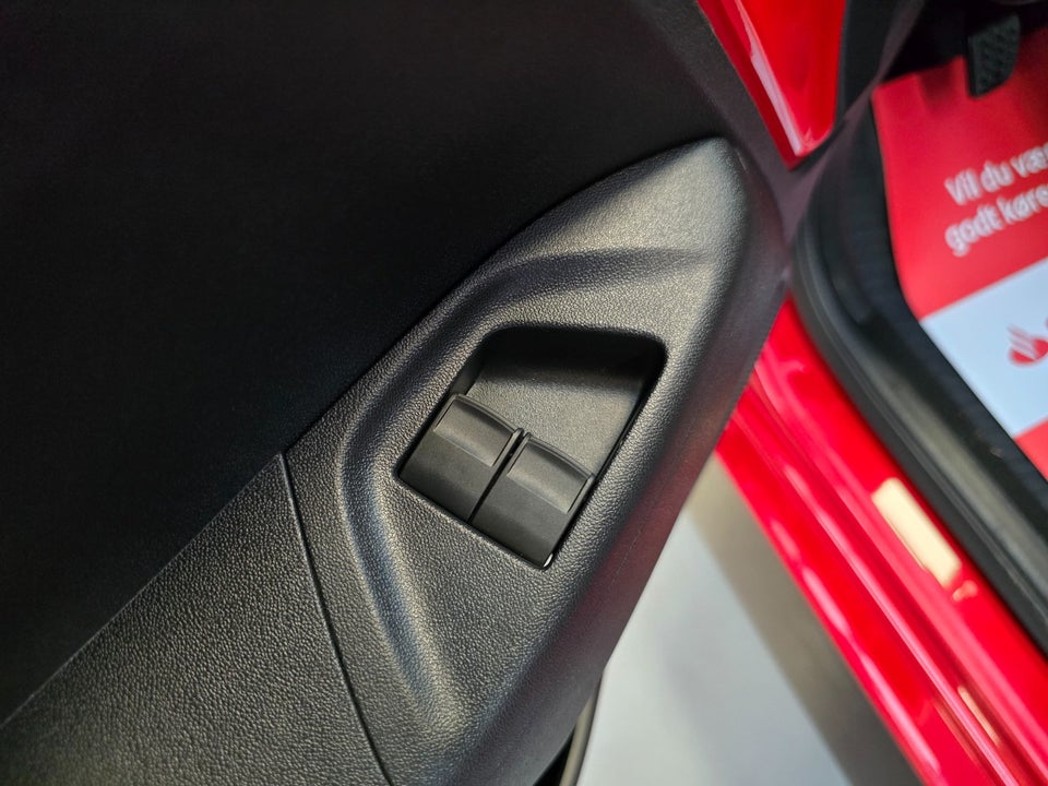 Toyota Aygo 1,0 VVT-i x-press 5d