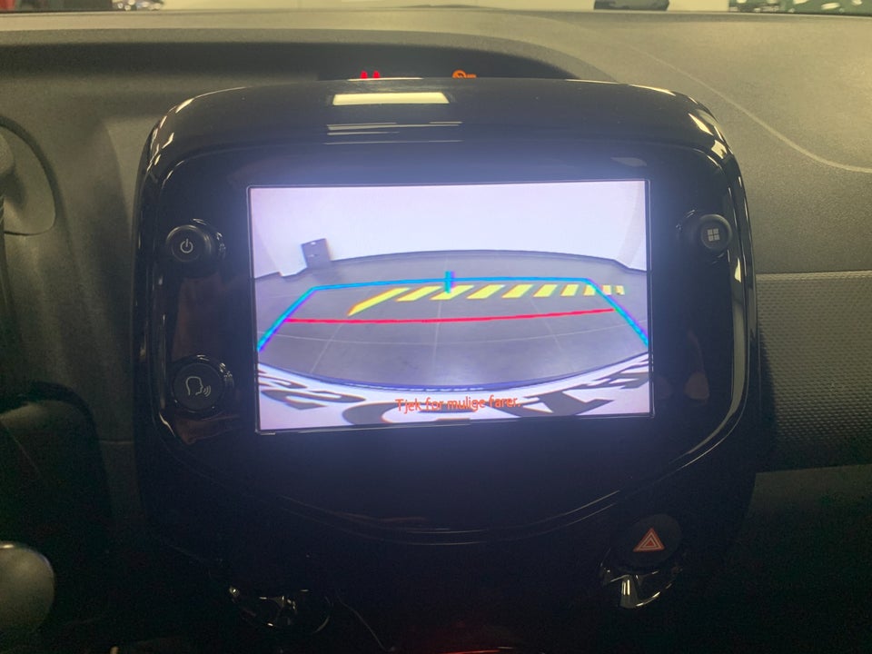 Citroën C1 1,0 VTi Shine 5d