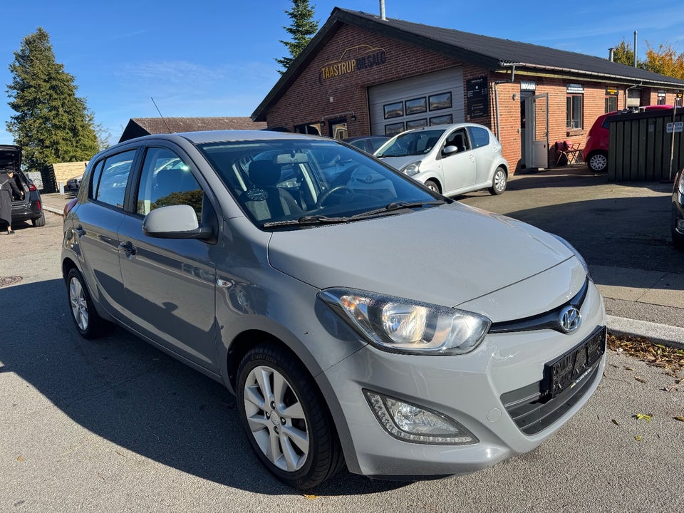 Hyundai i20 1,25 Comfort 5d