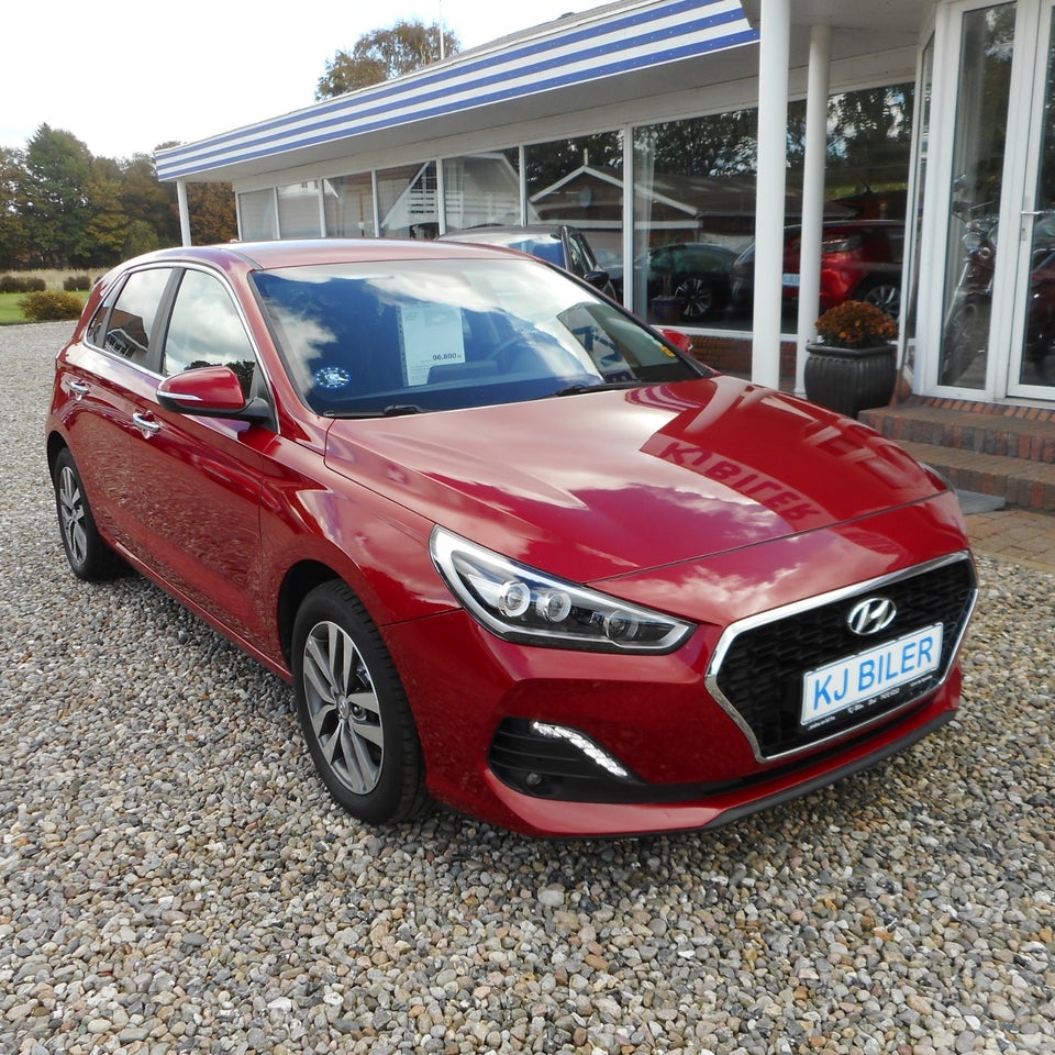 Hyundai i30 1,6 CRDi 136 Premium DCT 5d