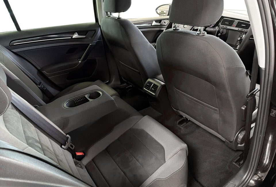 VW Golf VII 1,5 TSi 150 Highline DSG 5d