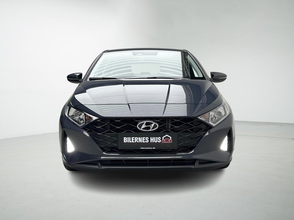 Hyundai i20 1,0 T-GDi Essential DCT 5d