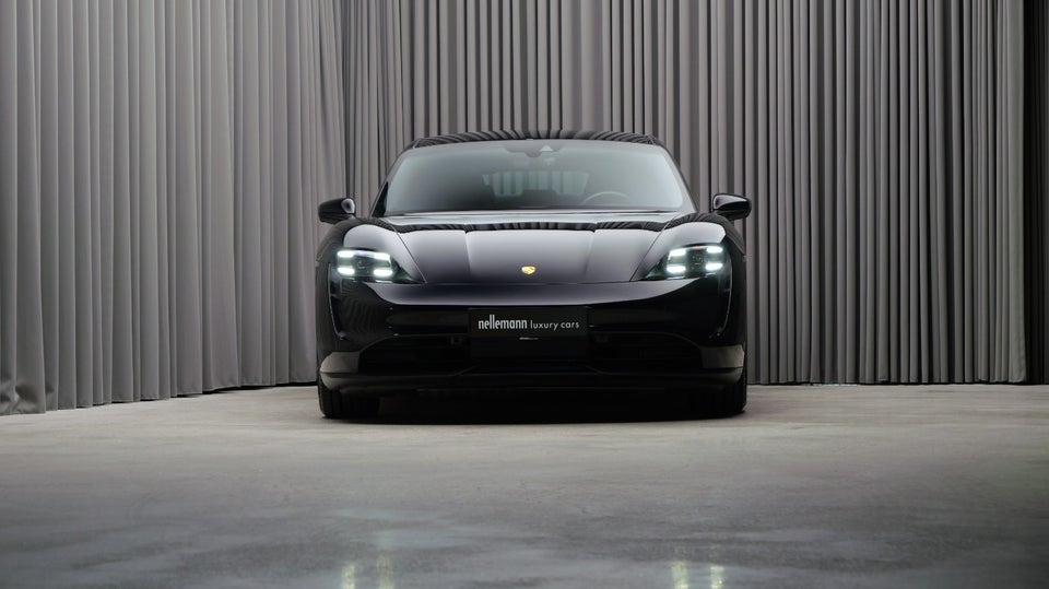 Porsche Taycan 4d