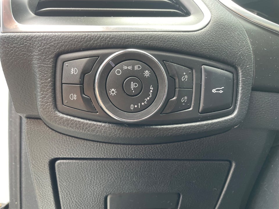 Ford S-MAX 2,0 TDCi 180 Titanium aut. 5d