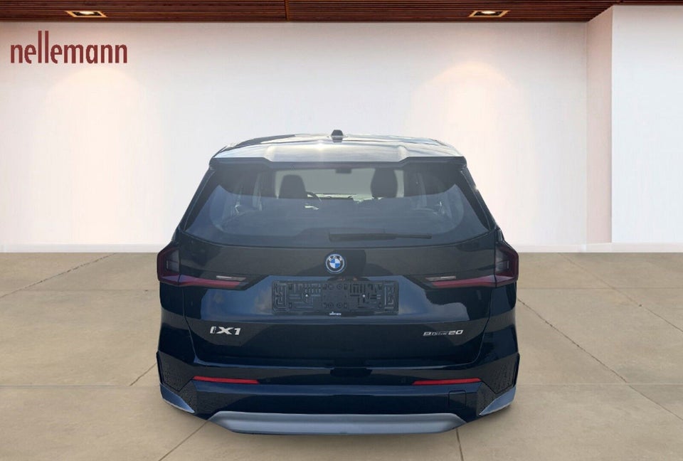 BMW iX1 eDrive20 X-Line 5d