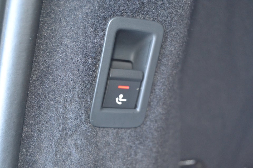 Audi Q4 e-tron 50 S-line quattro 5d