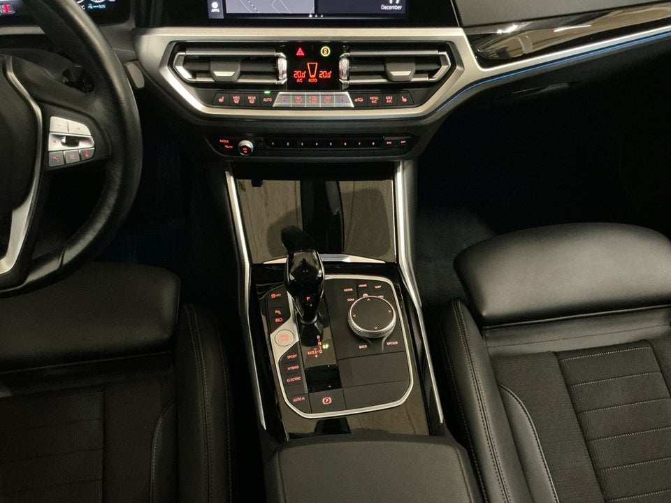 BMW 330e 2,0 Touring Sport Line aut. 5d