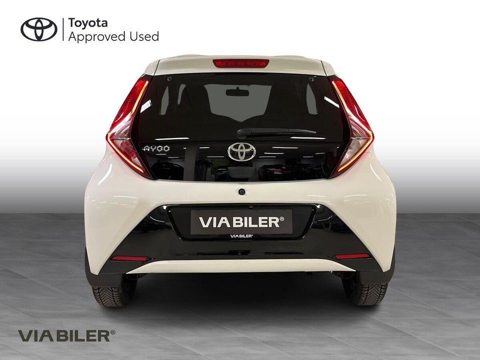 Toyota Aygo 1,0 VVT-i x-pose 5d