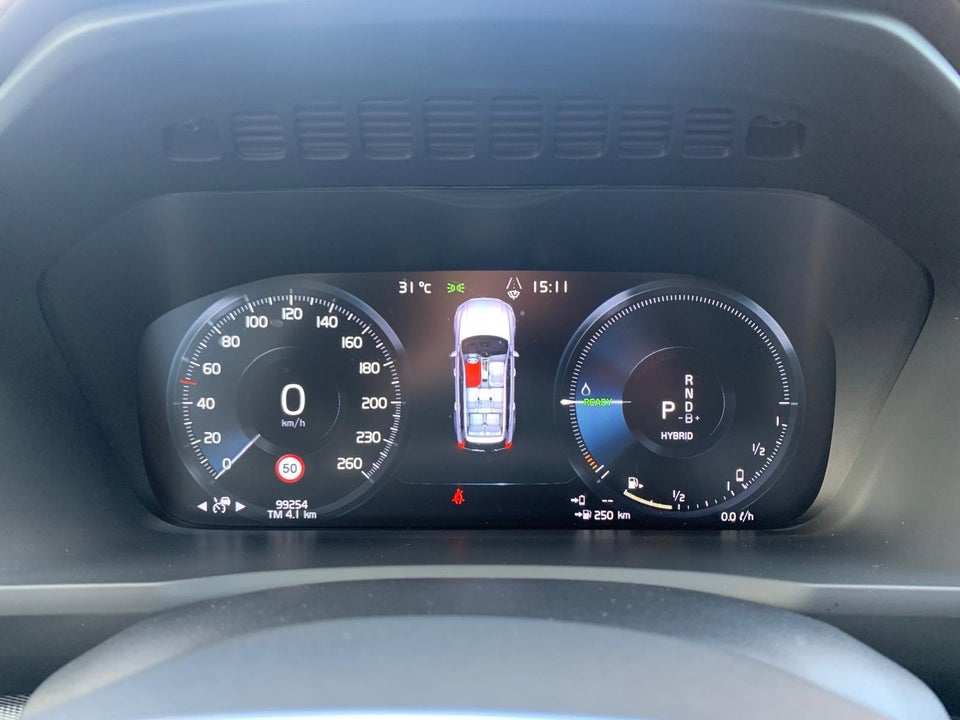 Volvo XC90 2,0 T8 ReCharge R-Design aut. AWD 7prs 5d