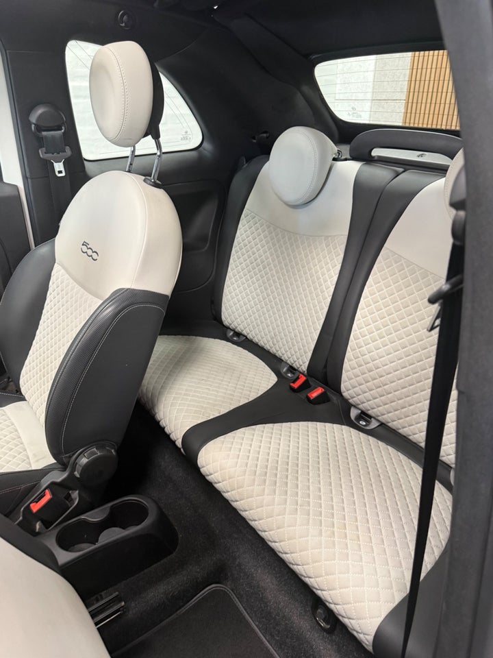 Fiat 500C 1,0 Hybrid Dolcevita 2d