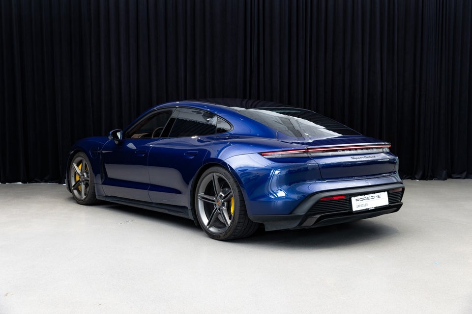 Porsche Taycan Turbo S Performance+  4d