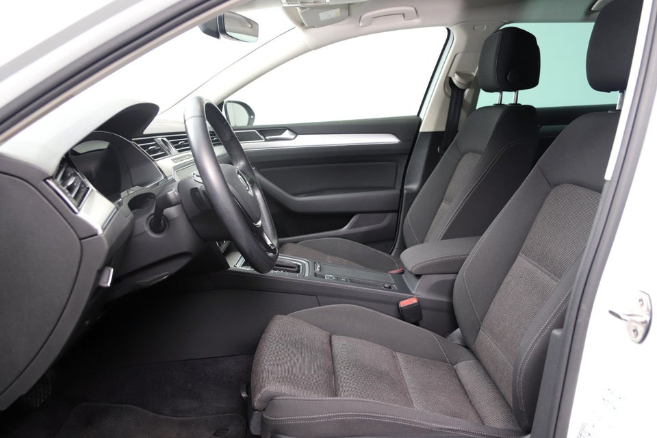 VW Passat 2,0 TDi 150 Comfortline Variant DSG Van 5d