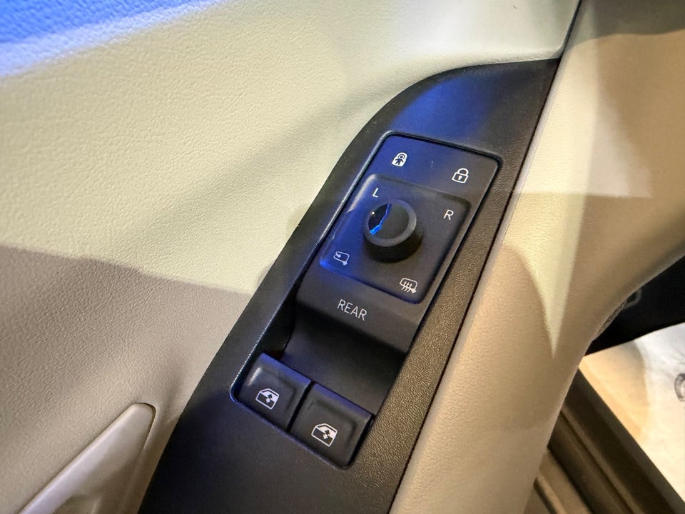 Ford Explorer 79 Premium Extended Range AWD 5d