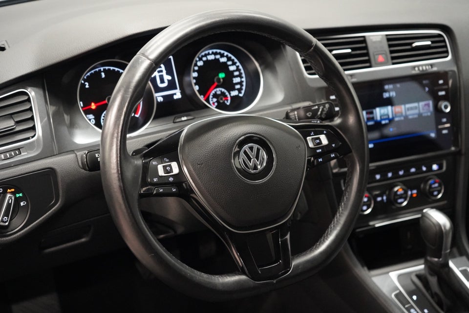 VW Golf VII 2,0 TDi 150 Comfortline DSG 5d