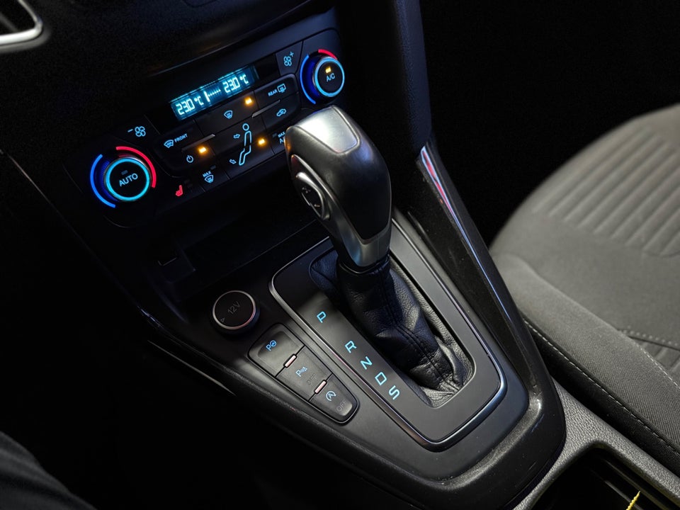 Ford Focus 1,0 SCTi 125 Business stc. aut. 5d