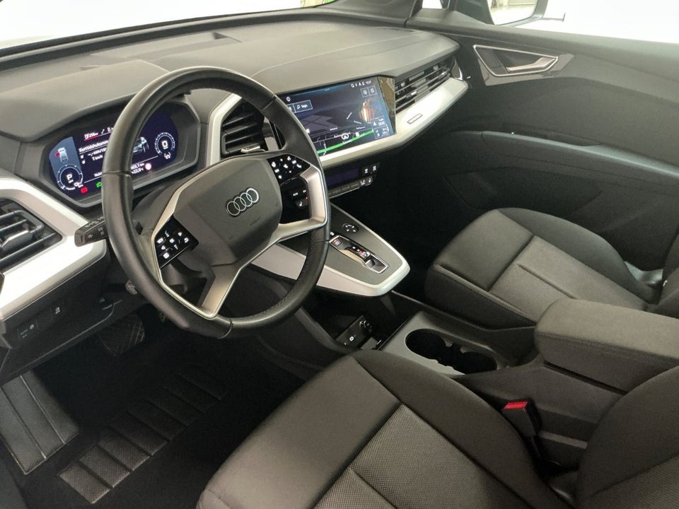 Audi Q4 e-tron 45 Attitude quattro 5d