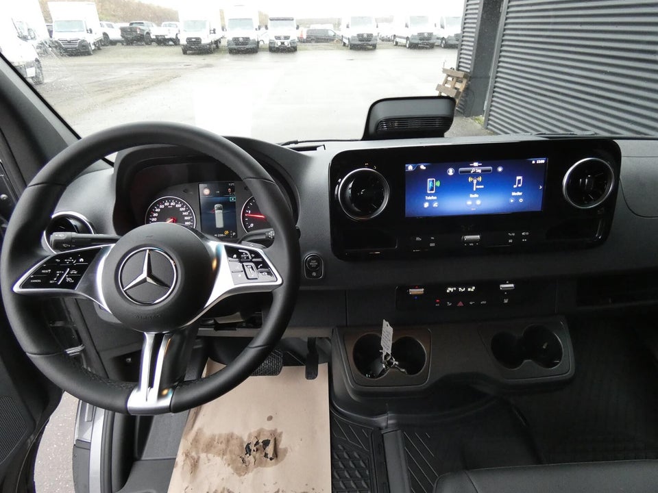 Mercedes Sprinter 317 2,0 CDi A2 Kassevogn PRO aut. RWD