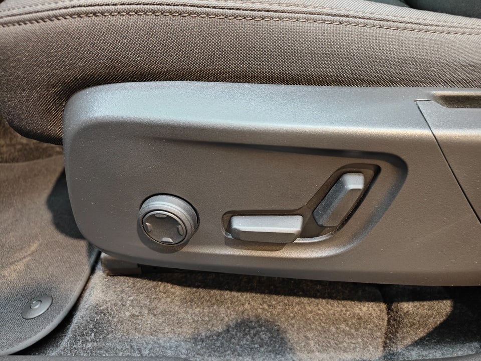 Volvo XC40 P6 ReCharge Ultimate 5d