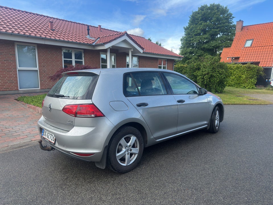 VW Golf VII 1,2 TSi 85 Startline BMT 5d