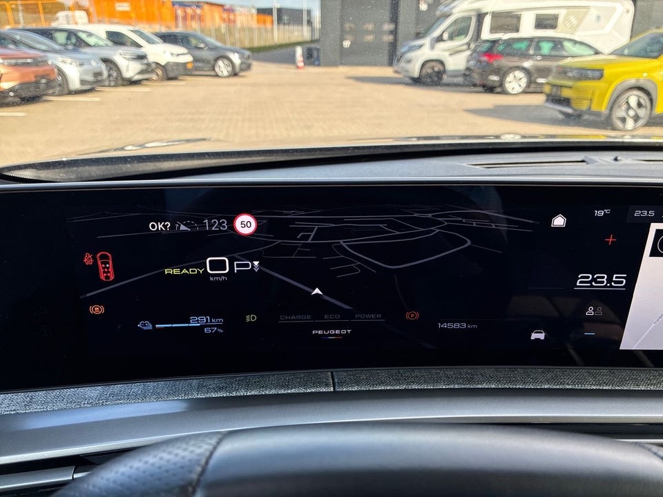 Peugeot e-5008 77 GT 7prs 5d