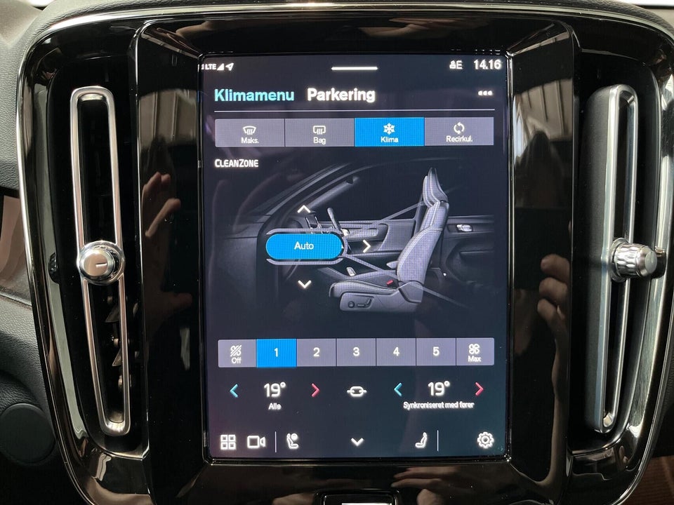 Volvo XC40 P8 ReCharge Twin Ultimate 5d