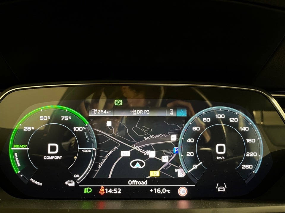 Audi e-tron 55 S-line quattro 5d