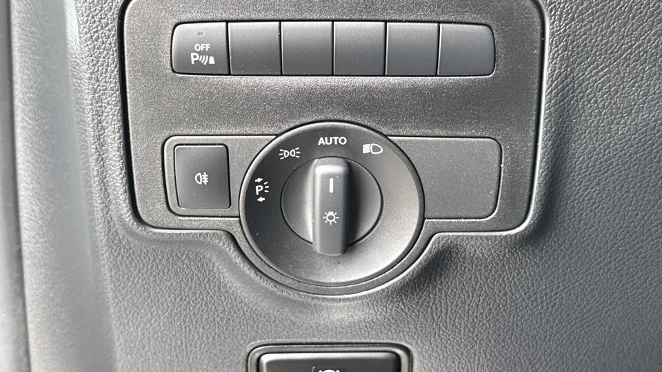 Mercedes Vito 114 2,0 CDi Kassevogn aut. L RWD