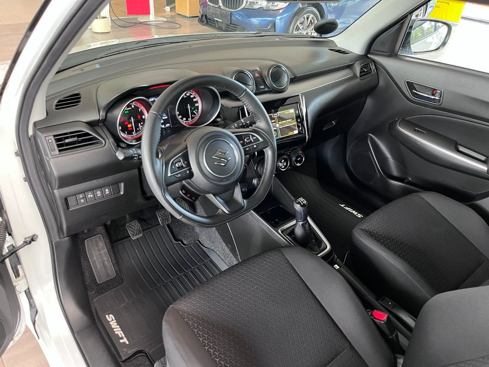 Suzuki Swift 1,2 mHybrid Exclusive 5d
