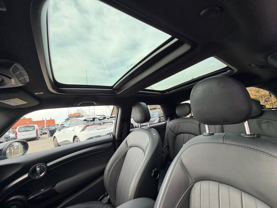 MINI Cooper SE Maximise 3d