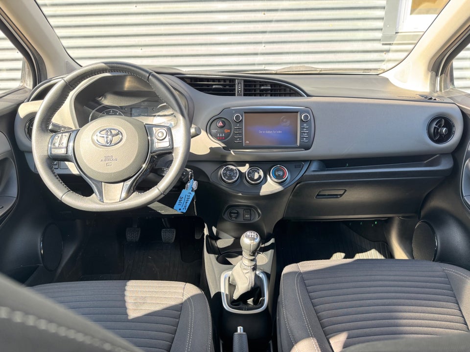 Toyota Yaris 1,5 VVT-iE T2 5d