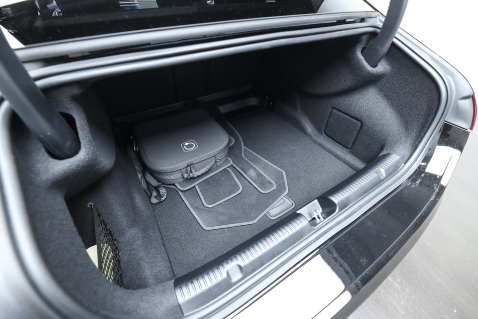 Mercedes EQE350 AMG Line 4d