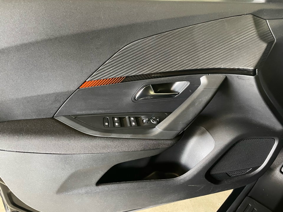 Peugeot 2008 1,2 PureTech 130 Vision Pack 5d