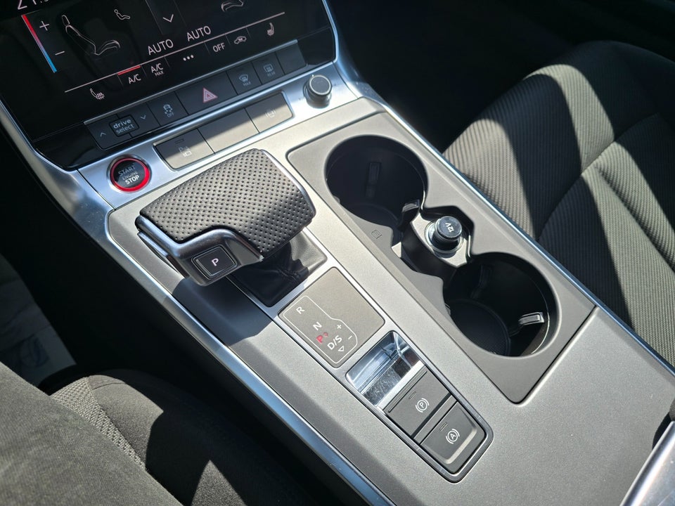 Audi A6 40 TDi Avant S-tr. 5d