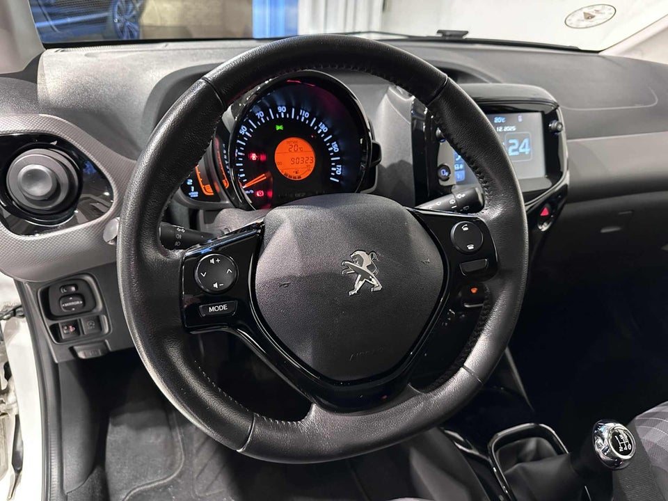 Peugeot 108 1,0 e-VTi 72 Allure+ 5d