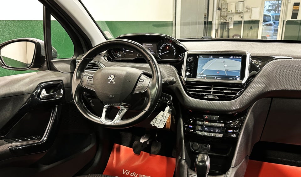 Peugeot 208 1,5 BlueHDi 100 Prestige 5d