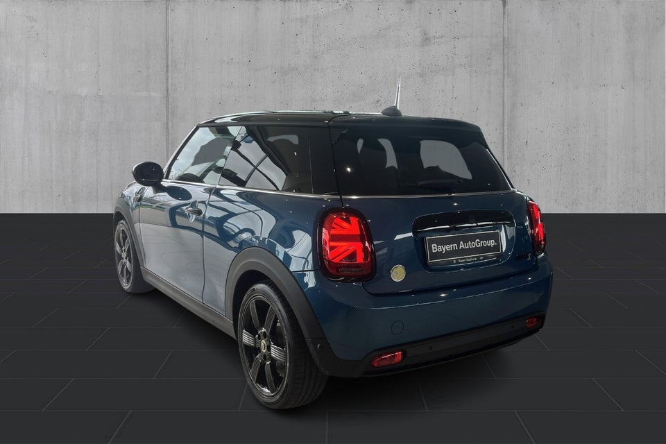 MINI Cooper SE Classic Trim 3d