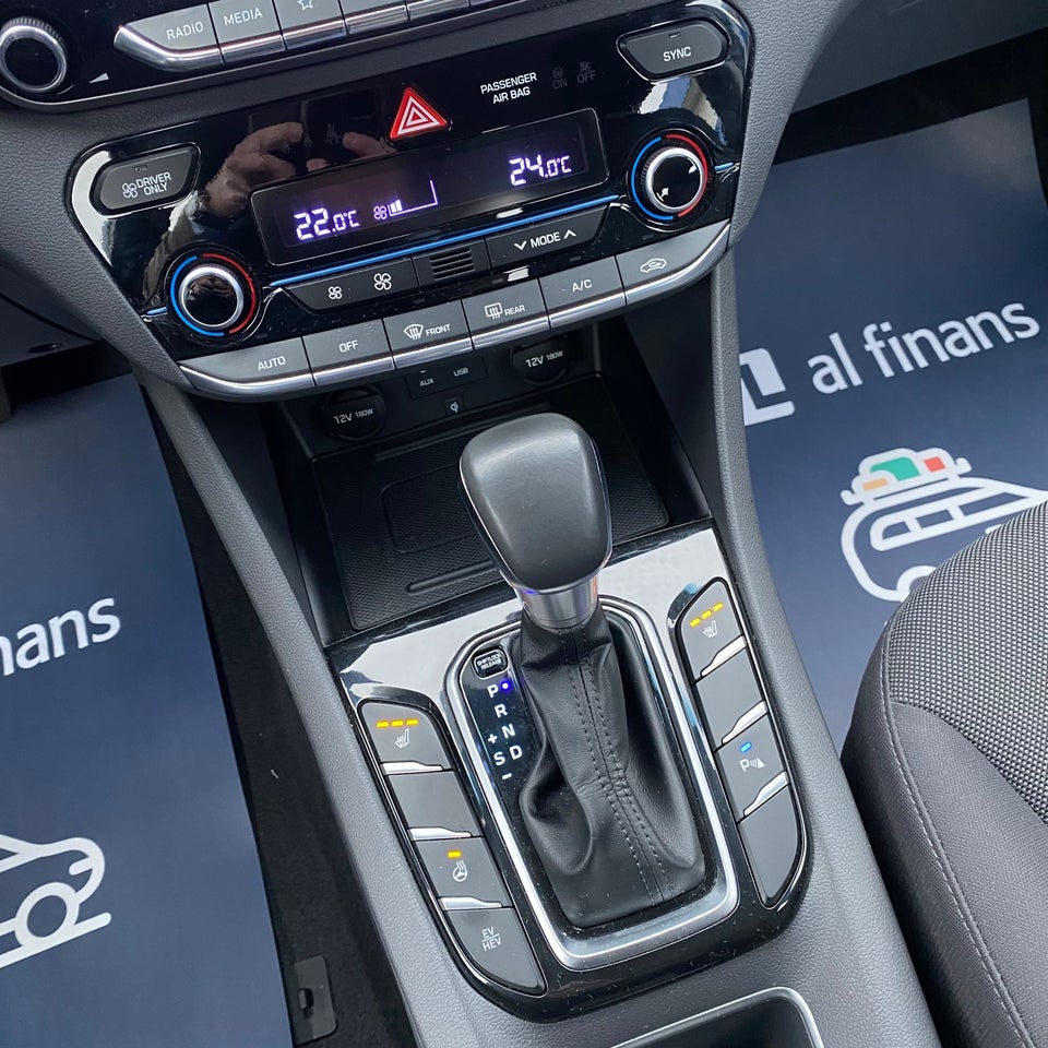 Hyundai Ioniq 1,6 PHEV Trend DCT 5d