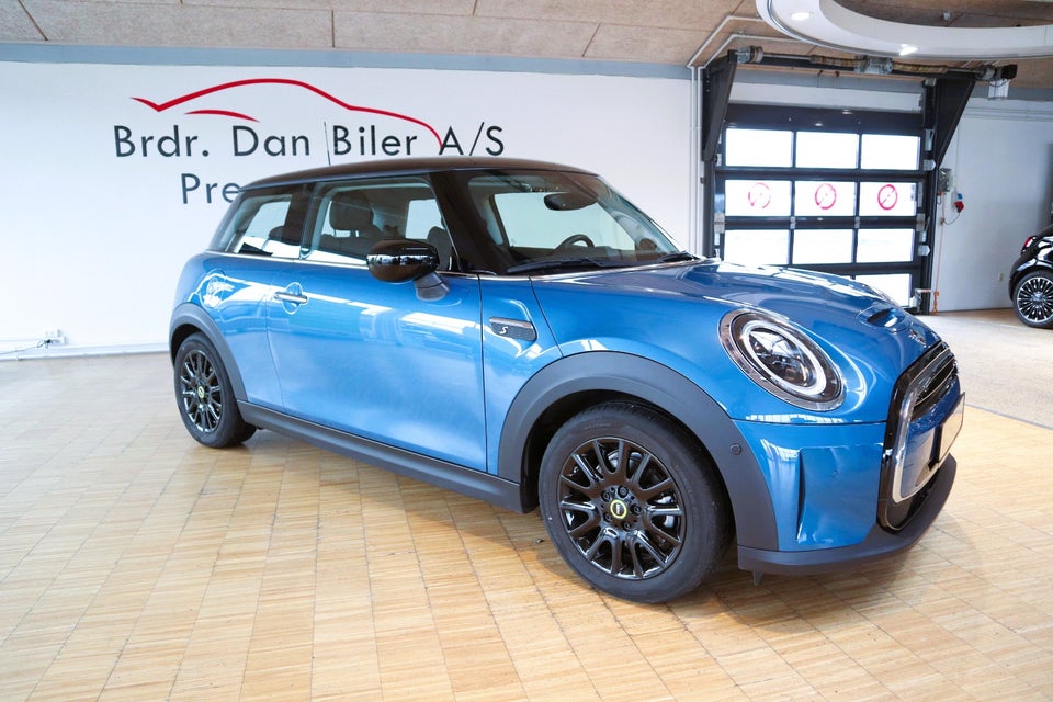 MINI Cooper SE Classic Trim 3d