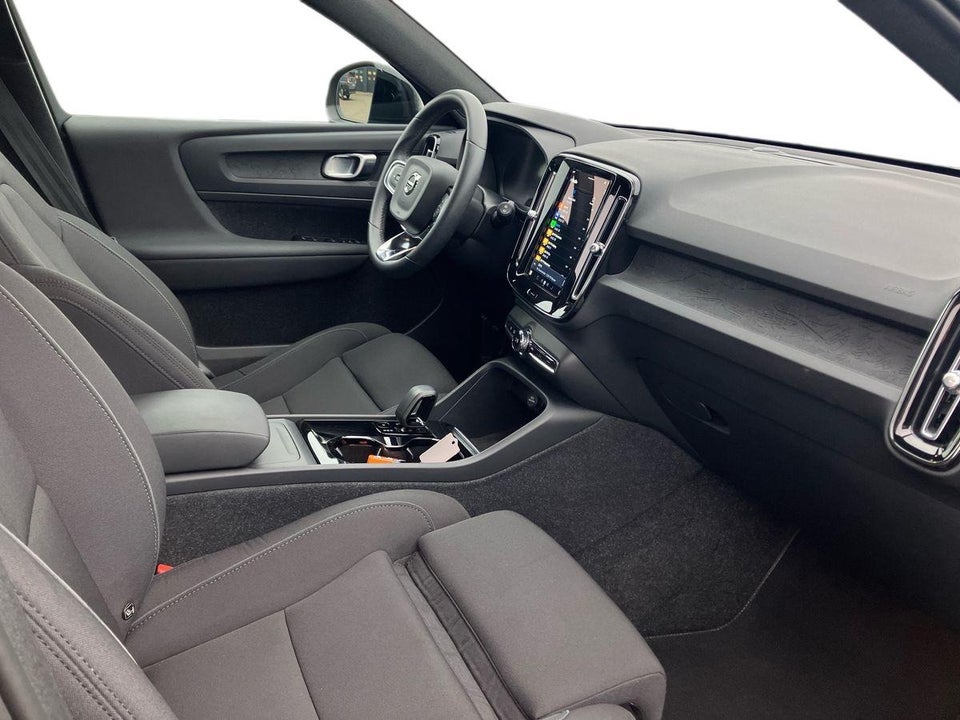 Volvo XC40 P6 ReCharge Core 5d
