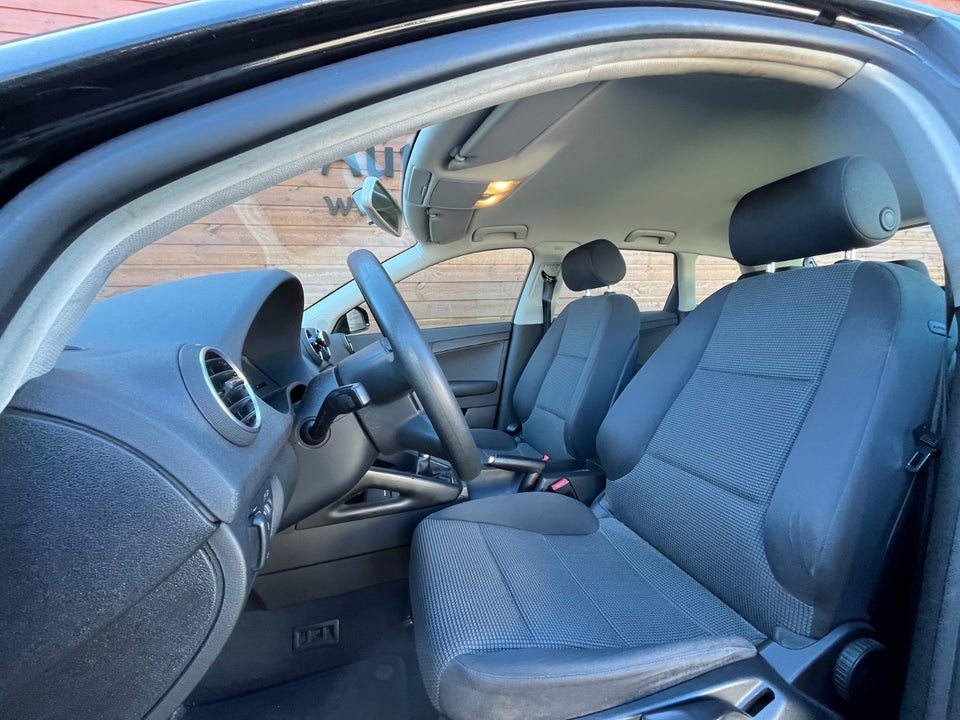 Audi A3 1,8 TFSi Ambiente Sportback 5d