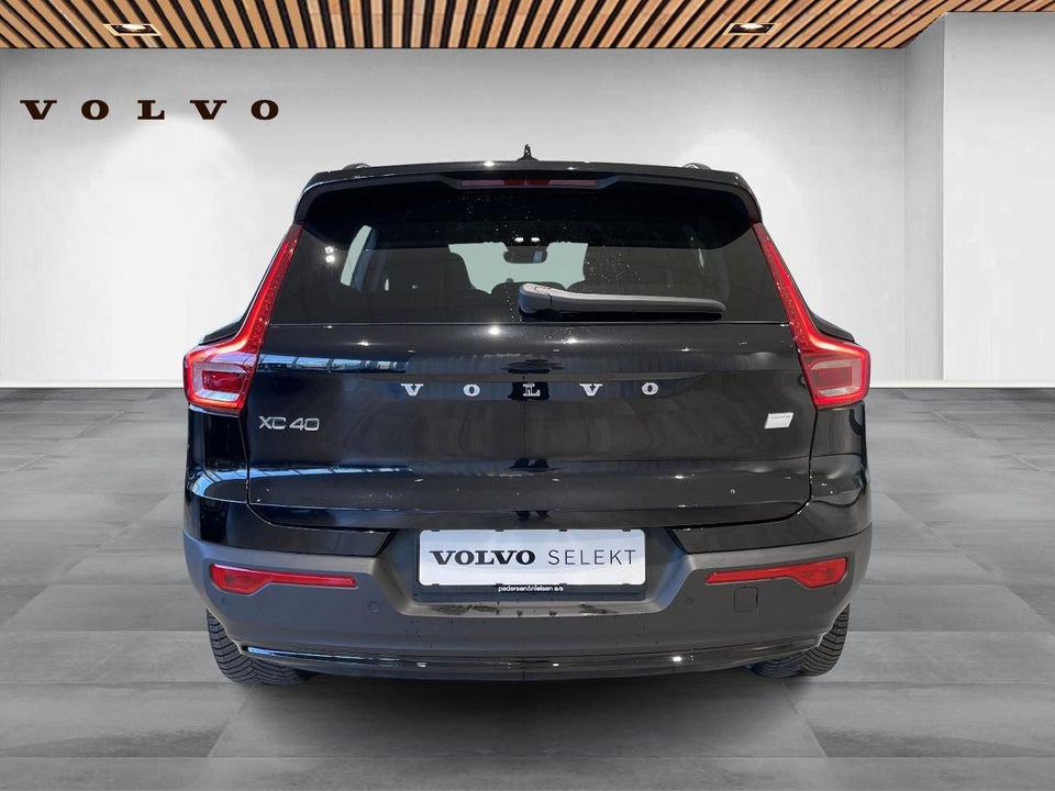 Volvo XC40 ReCharge Extended Range Plus 5d