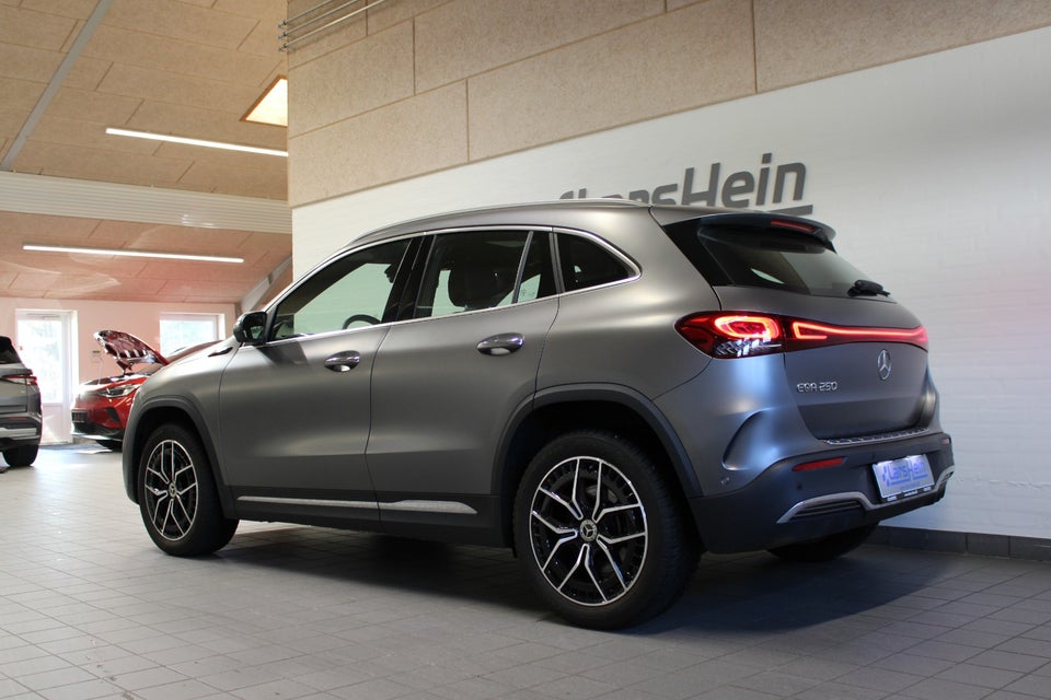 Mercedes EQA250 AMG Line 5d