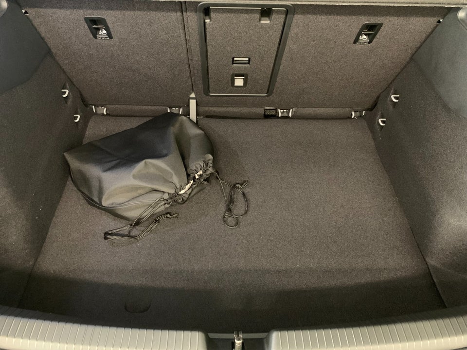 VW ID.3 Neo 58 Style 5d