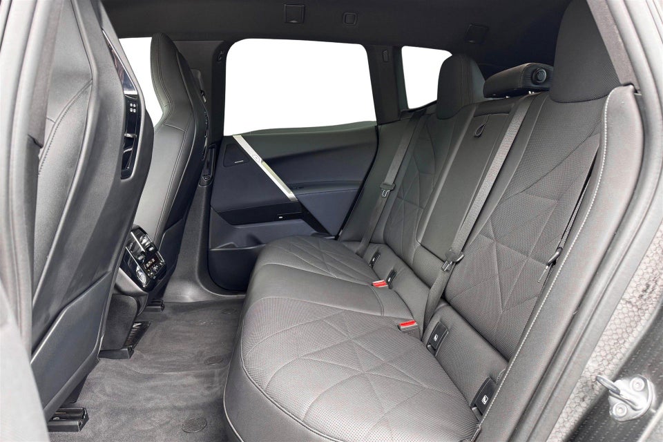 BMW iX xDrive40 Fully Charged 5d