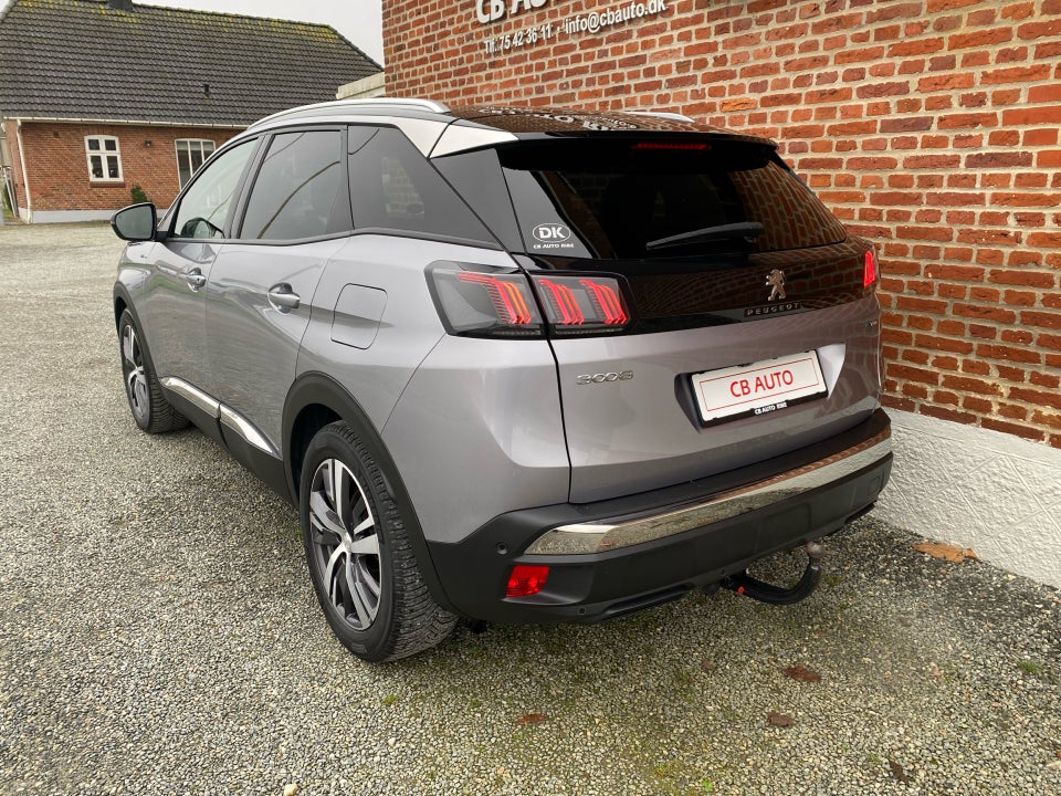 Peugeot 3008 1,6 Hybrid Allure Pack LTD EAT8 5d